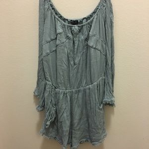 Romeo & Juliet Couture Med. Romper